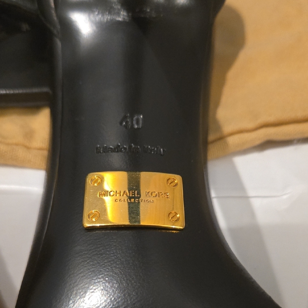 Michael Kors Black Ruffle Heels - Picture 5 of 5